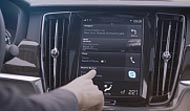 Volvo первой среди автопроизводителей интегрирует Skype for Business в свои автомобили