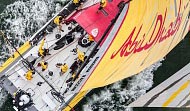 Пятый этап Volvo Ocean Race – один из лидеров регаты ломает мачту, другой одерживает победу